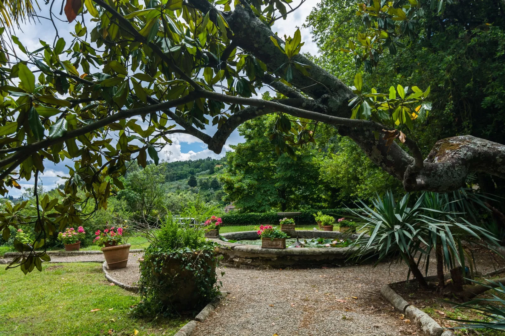 Casa La Fioraia-Tuinen zomer