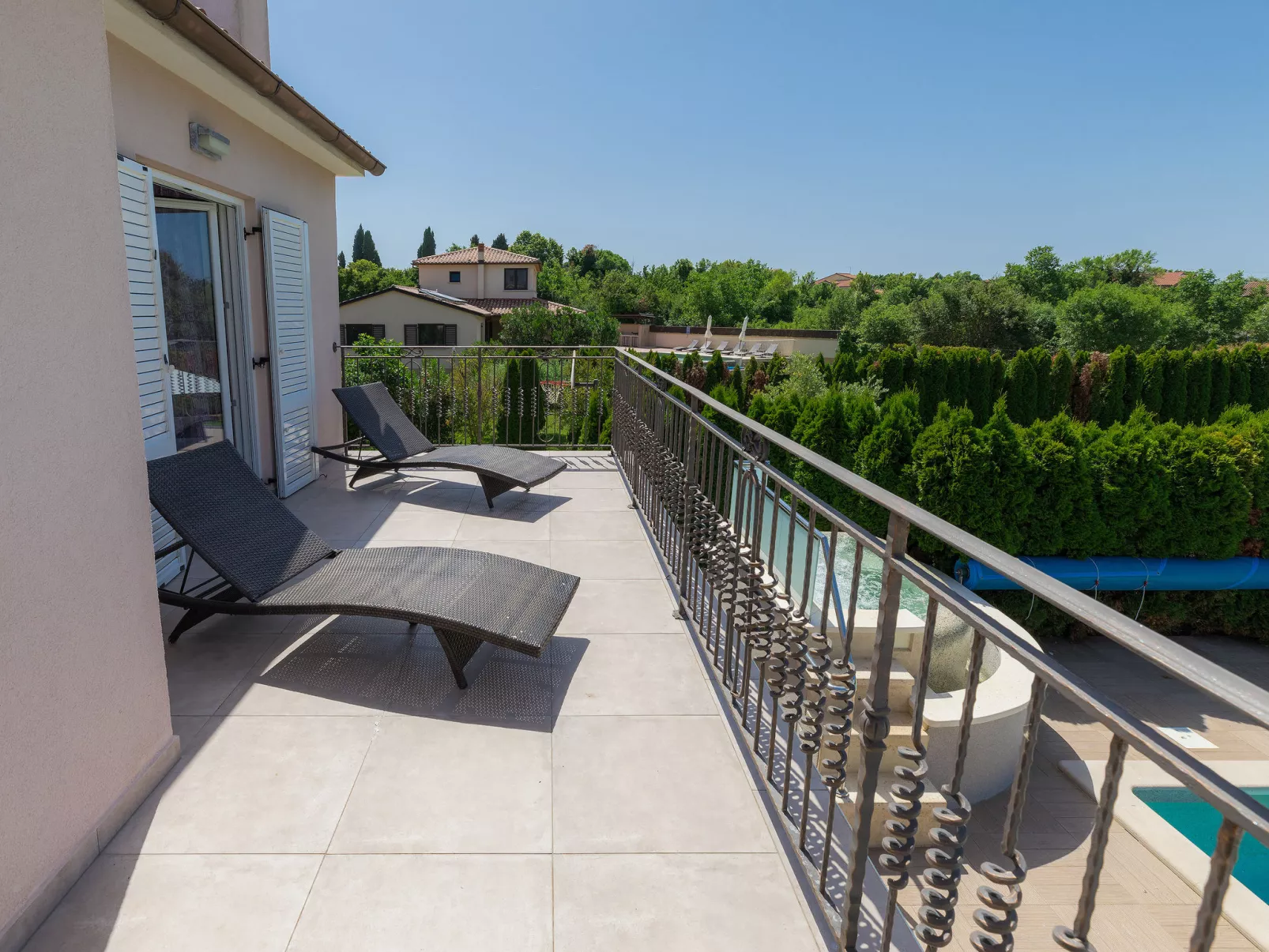 Villa Vela-Buiten