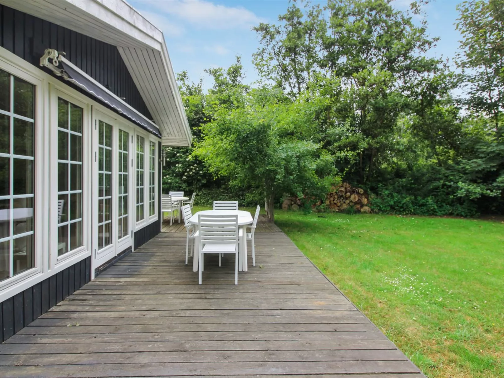 "Tineke" - 200m from the sea-Buiten