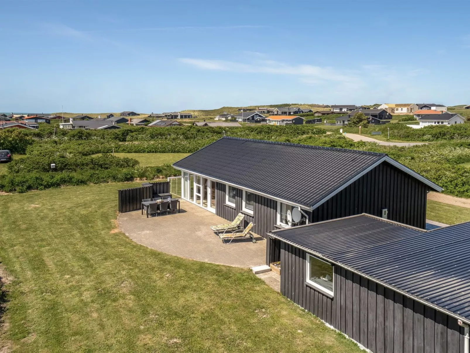 "Raadengaard" - 400m from the sea-Buiten