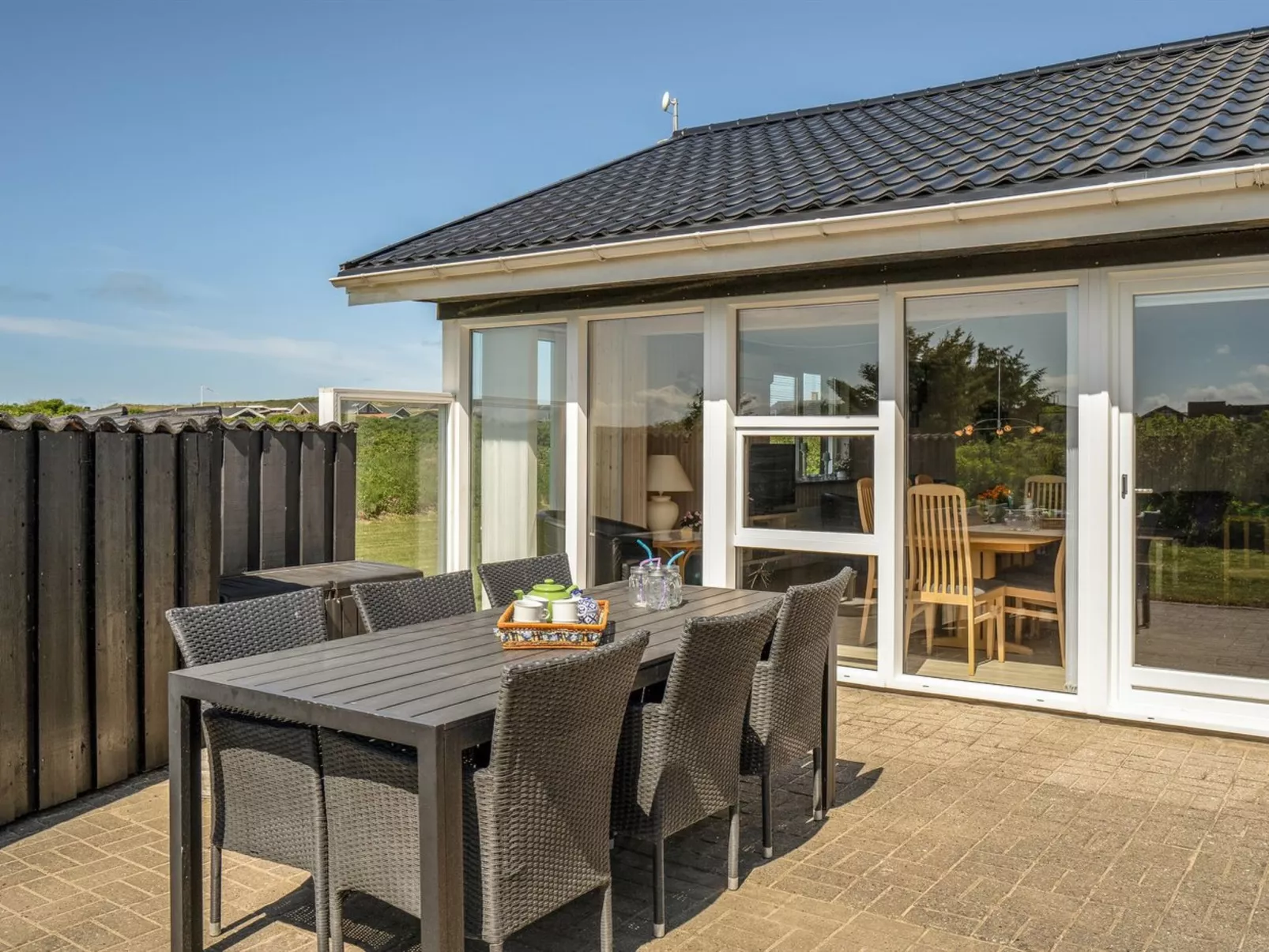 "Raadengaard" - 400m from the sea-Buiten