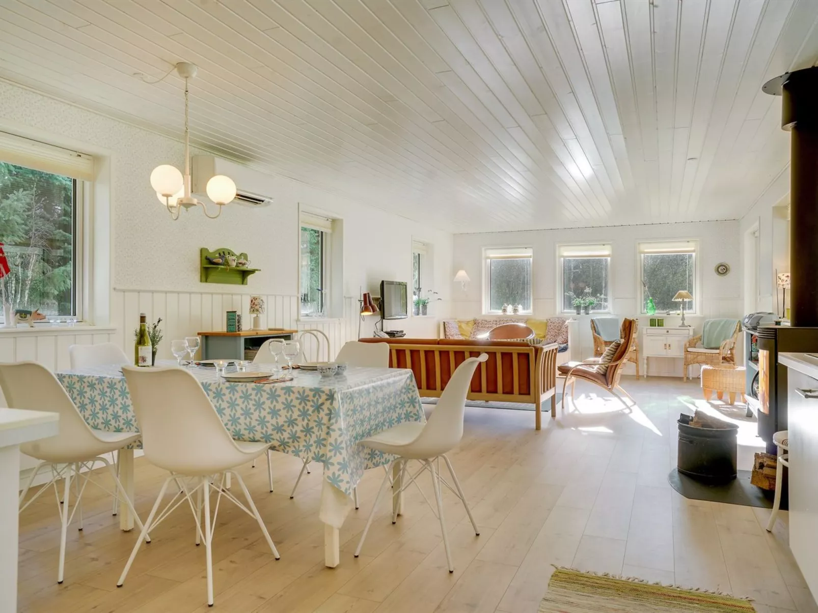 "Asla" - 400m from the sea-Binnen
