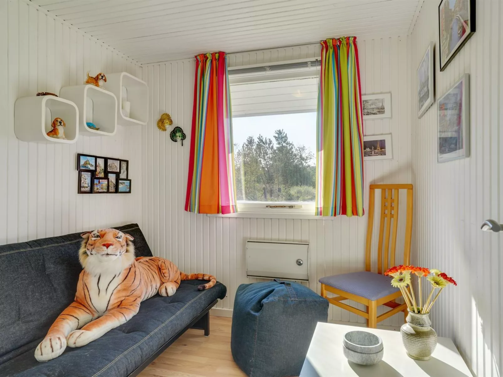 "Dorith" - 100m from the sea-Binnen