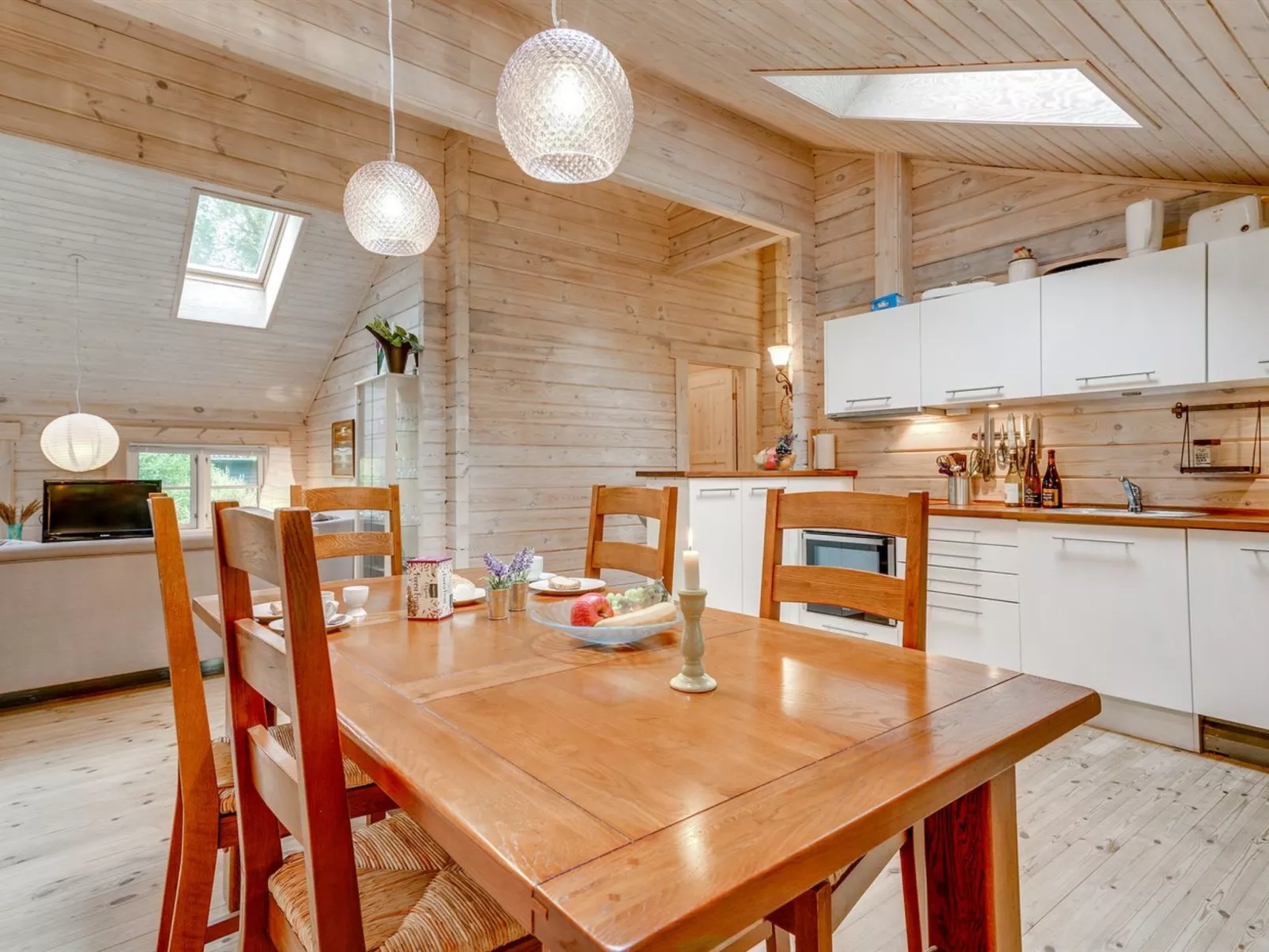 "Tanas" - 2km from the sea-Buiten