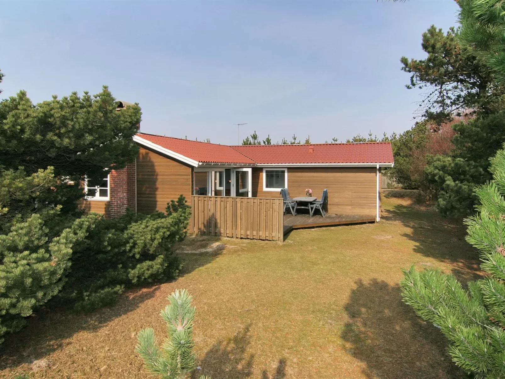 "Jula" - 800m from the sea-Buiten