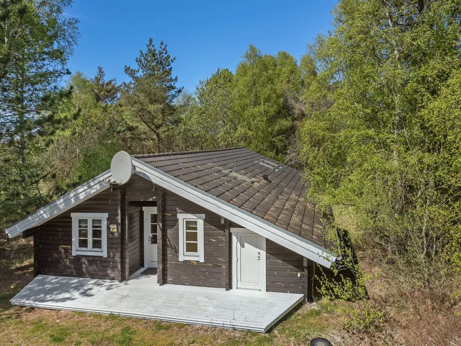 "Tanas" - 2km from the sea-Buiten
