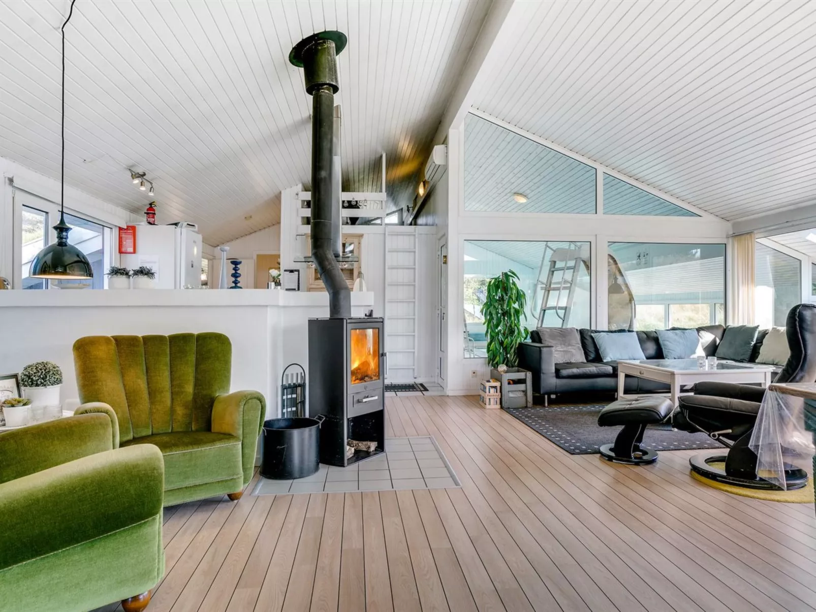 "Nilson" - 1.4km from the sea-Binnen