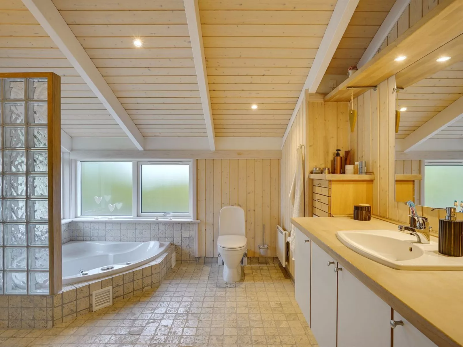 "Maire" - 500m from the sea in Djursland and Mols-Binnen