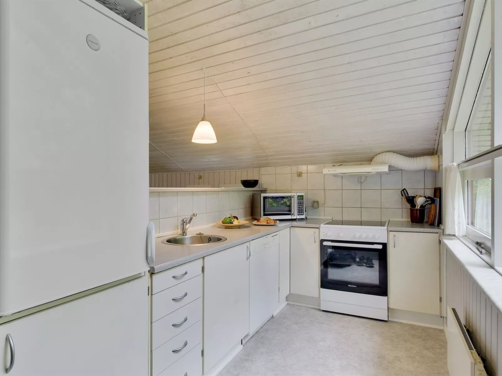 "Corinna" - 28km from the sea-Binnen