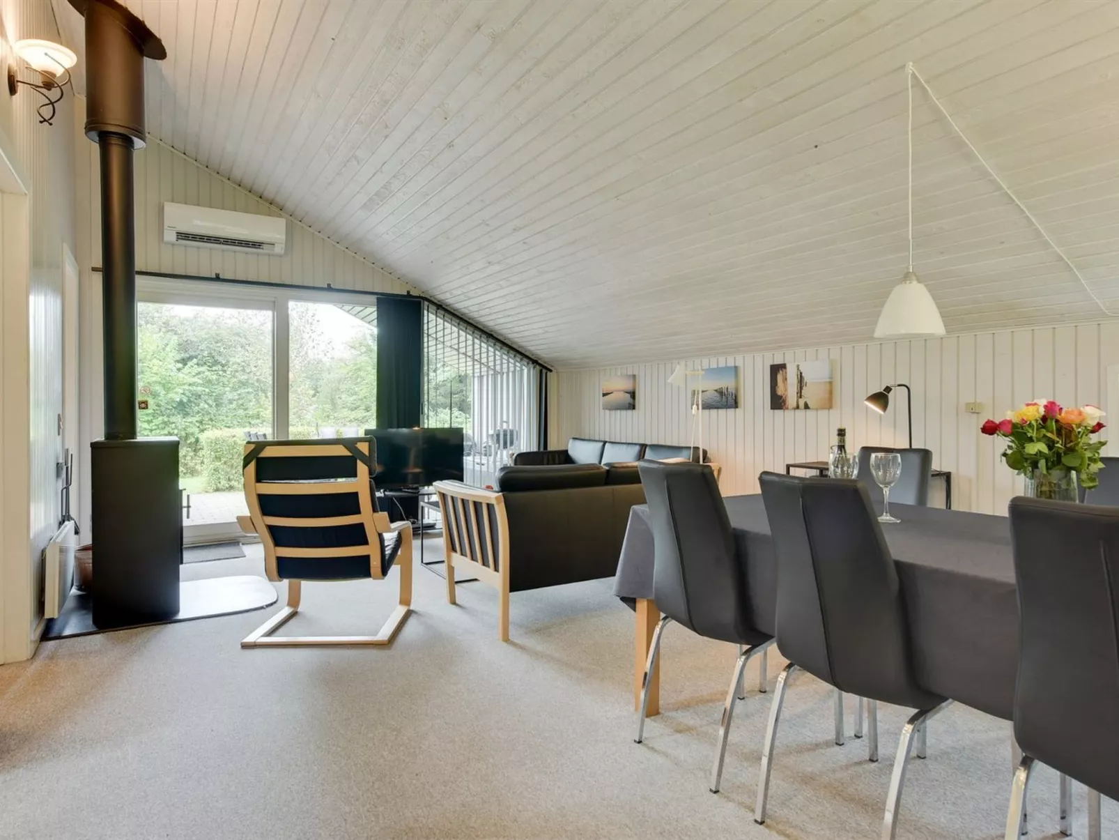"Corinna" - 28km from the sea-Binnen