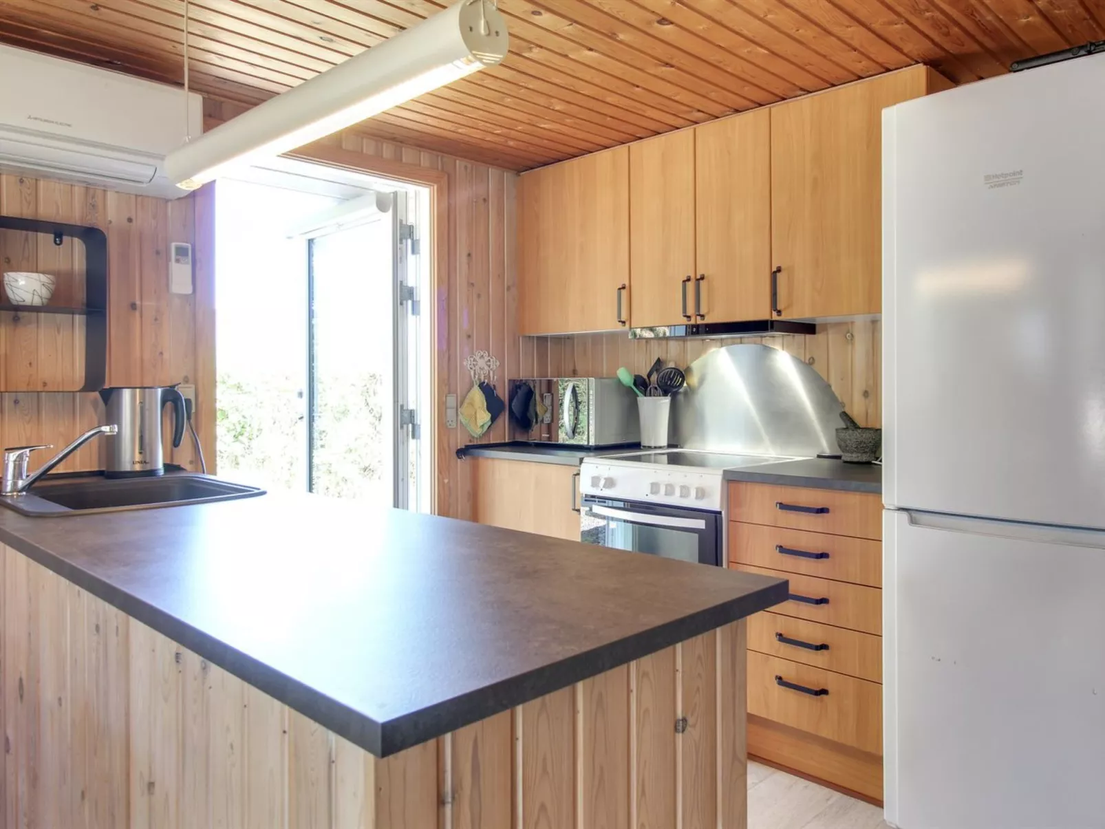 "Bistra" - 400m from the sea-Binnen