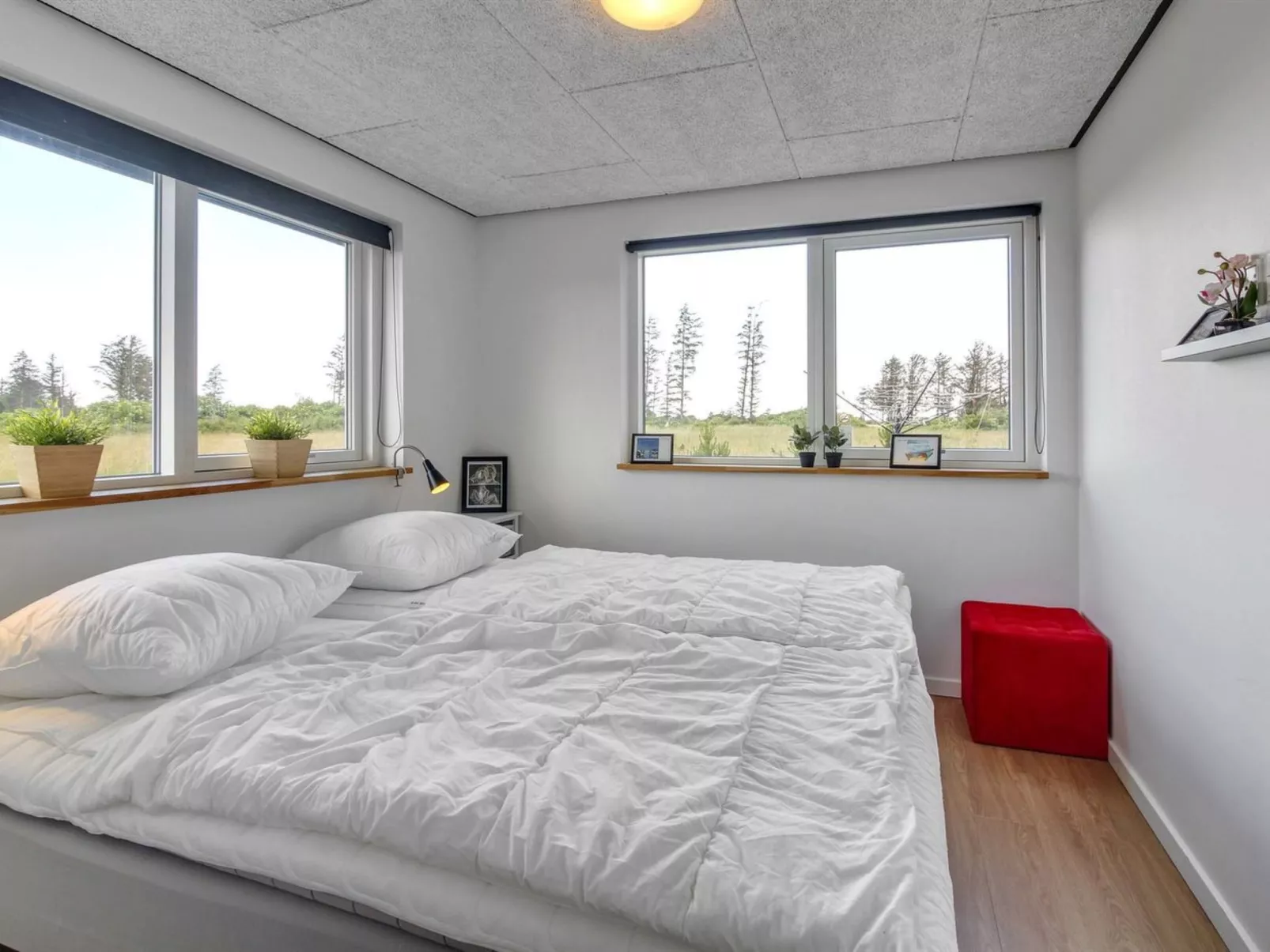 "Minna" - 975m from the sea-Binnen