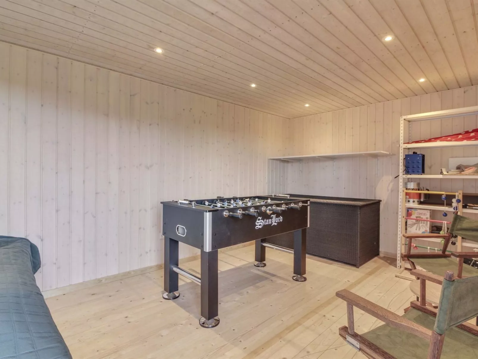 "Minna" - 975m from the sea-Binnen
