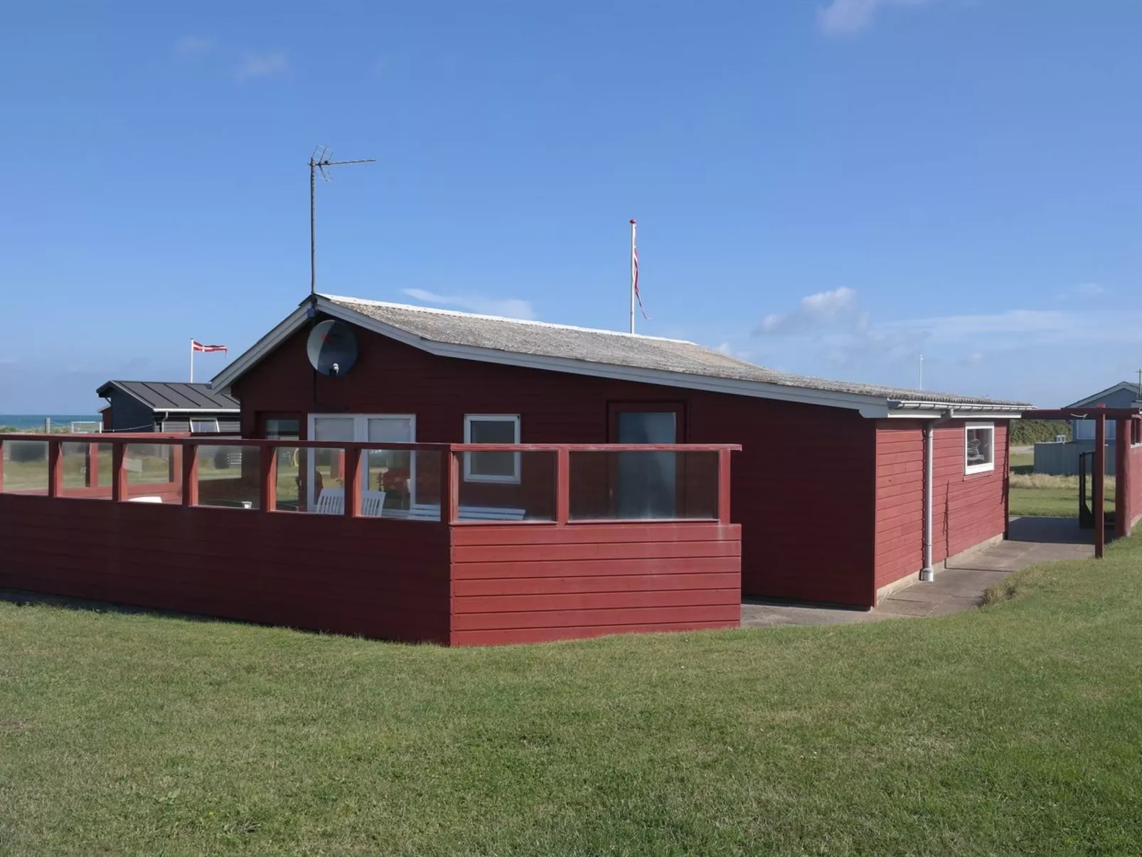 "Helgard" - 85m from the sea-Buiten