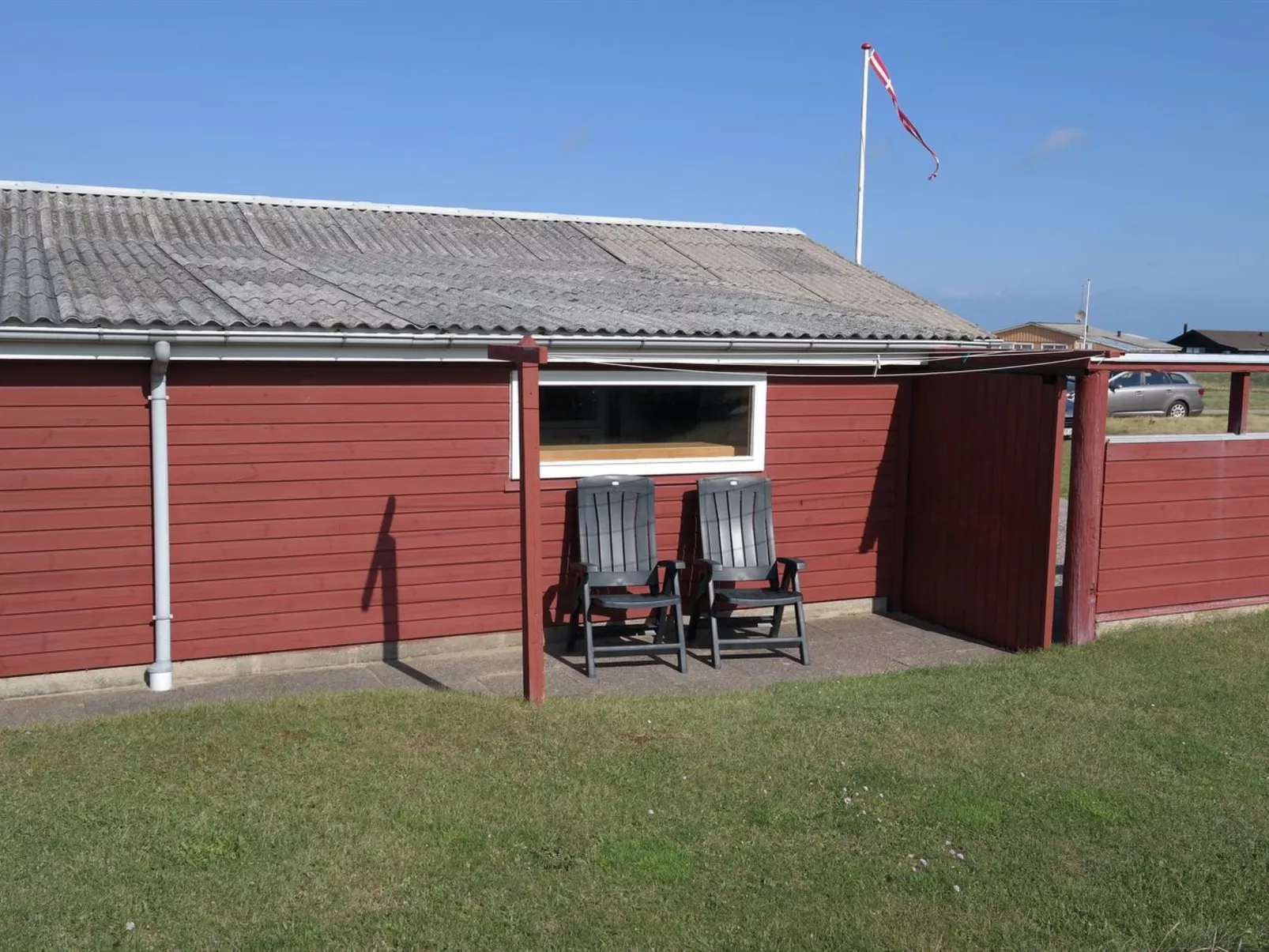 "Helgard" - 85m from the sea-Buiten