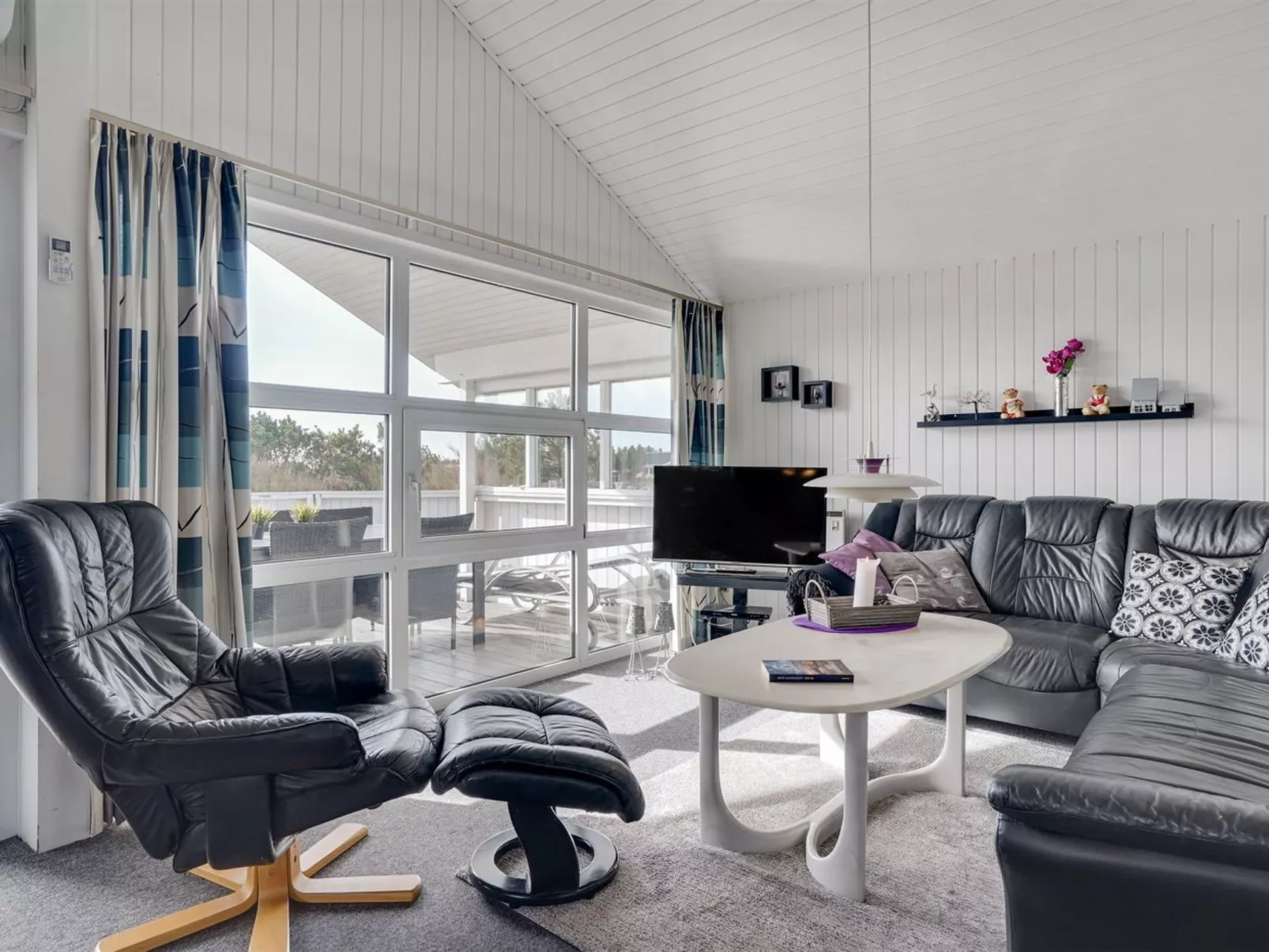 "Esir" - 800m from the sea-Binnen