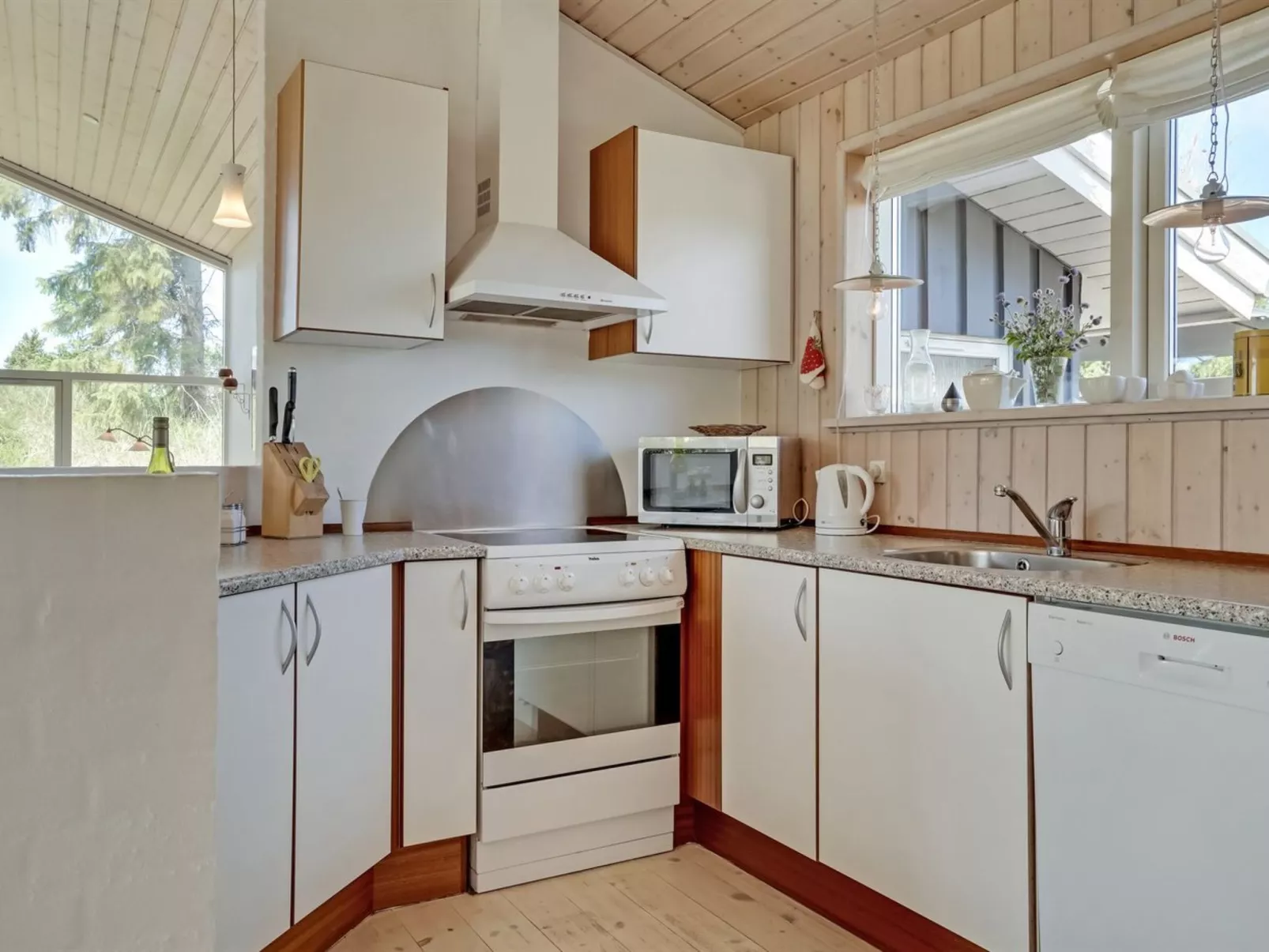"Felizia" - 2.5km from the sea-Binnen