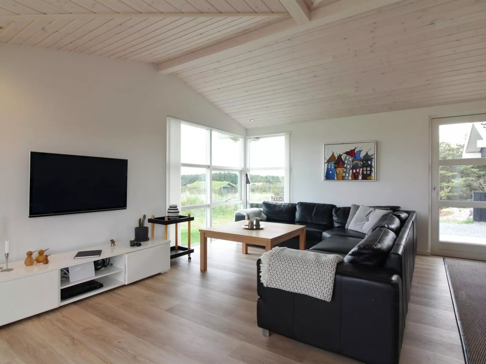 "Ingela" - 350m from the sea
