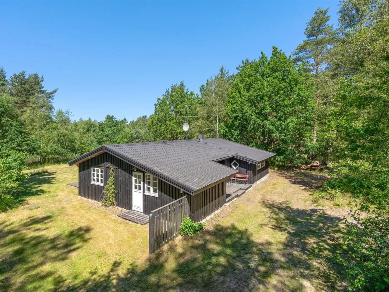 "Susianna" - 5km from the sea in NE Jutland-Buiten