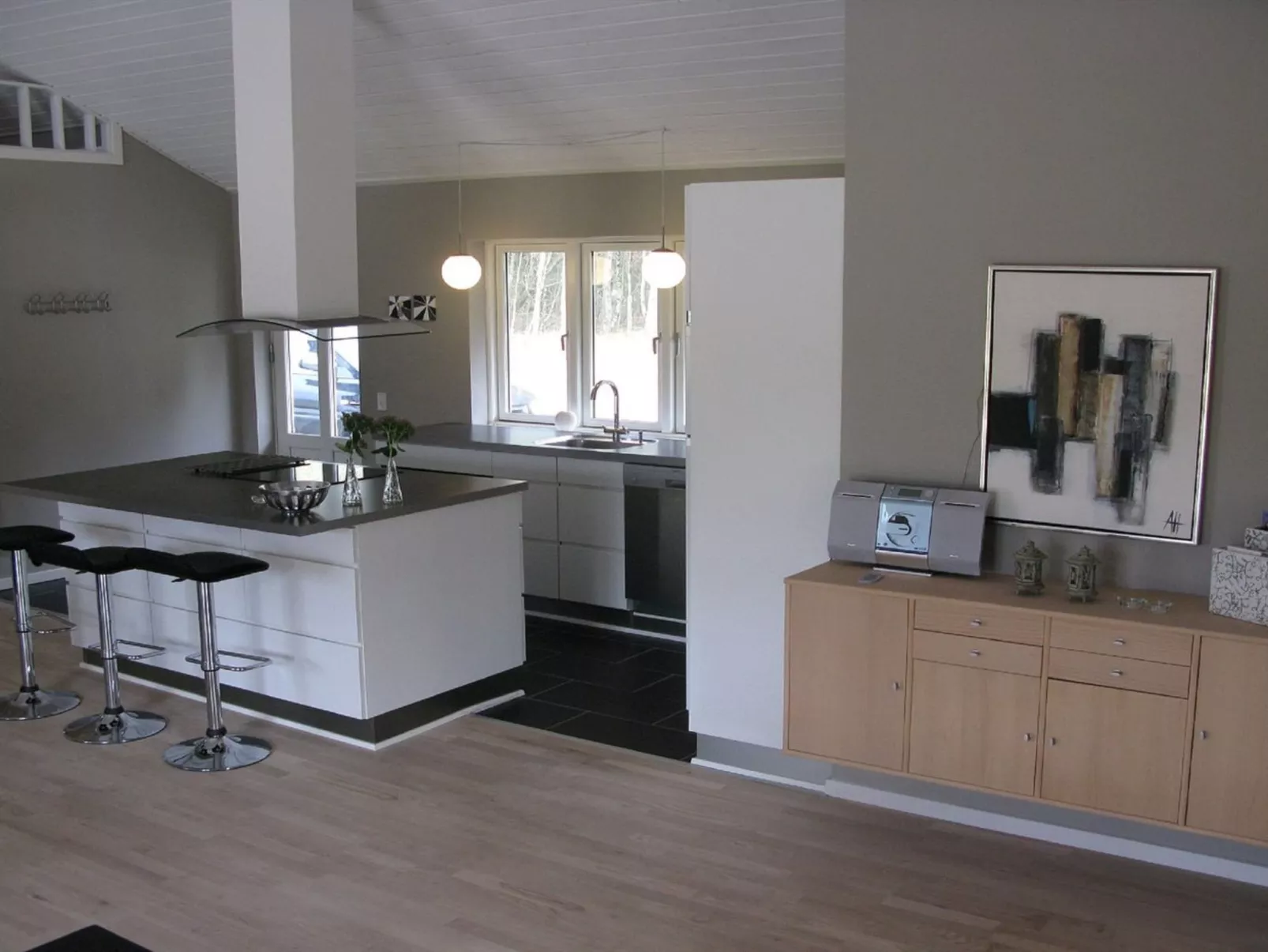 "Jurgis" - 300m from the sea-Binnen