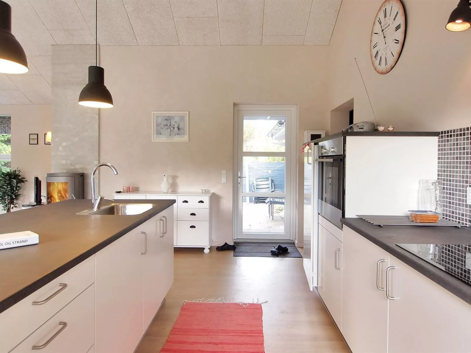 "Oiva" - 450m from the sea-Binnen