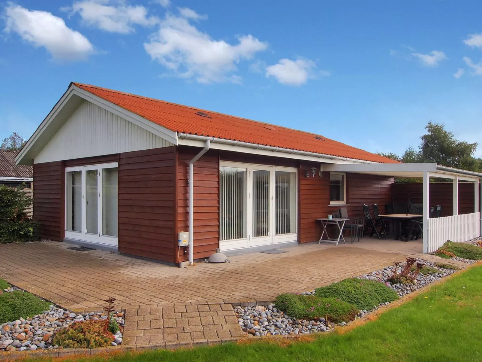 "Onni" - 1km from the sea-Buiten