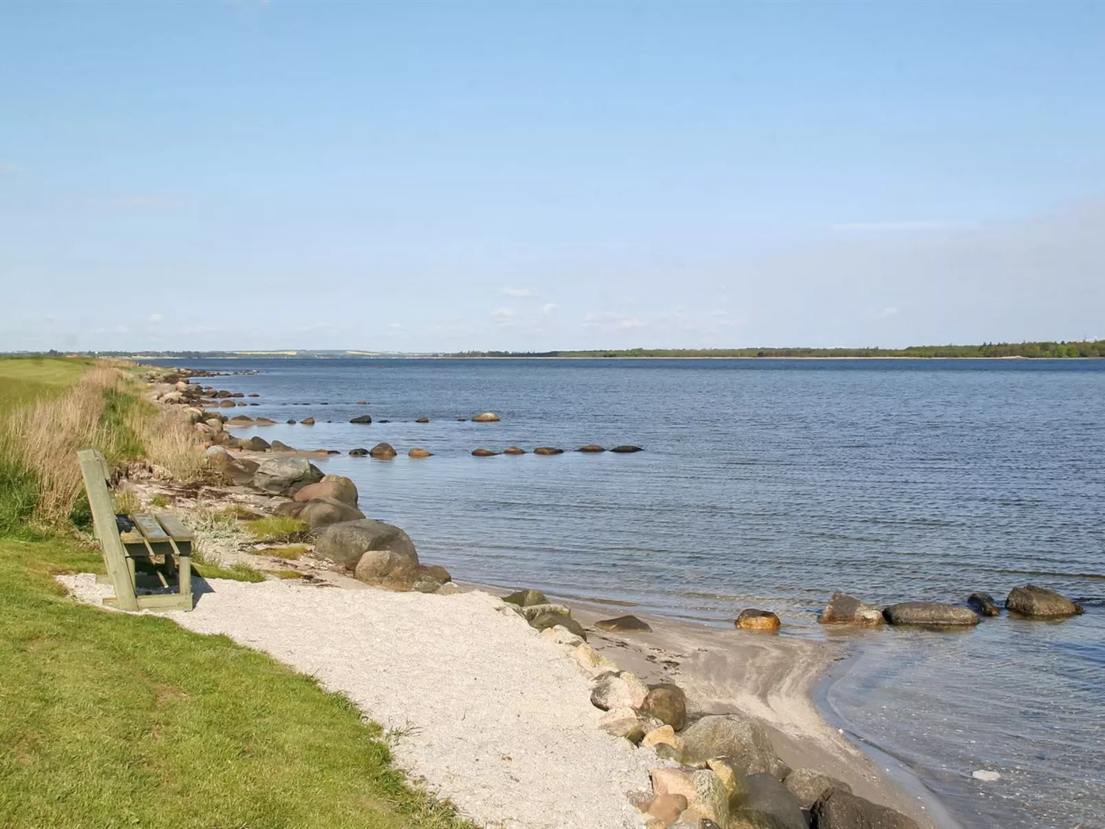 "Ilya" - 90m to the inlet-Buiten
