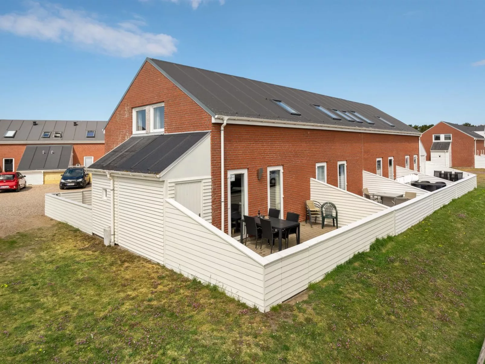 "Robbin" - 2.3km from the sea in Western Jutland-Buiten