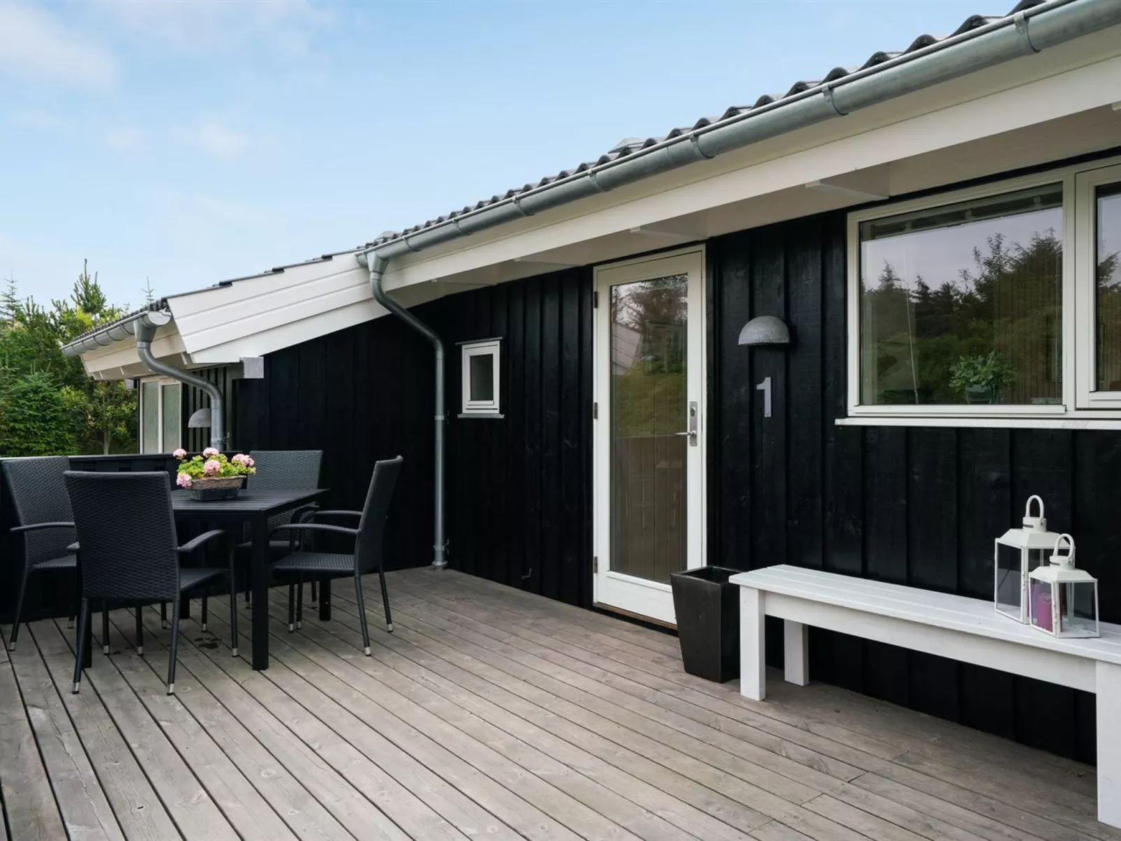 "Elvan" - 450m from the sea-Buiten
