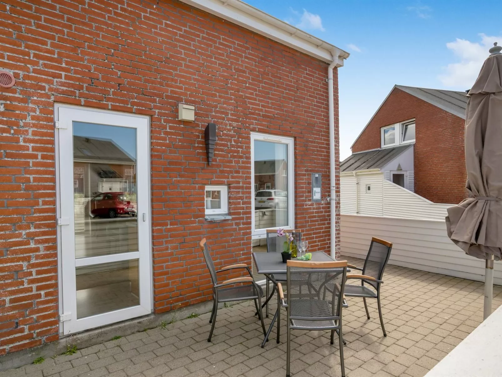 "Robbin" - 2.3km from the sea in Western Jutland-Buiten