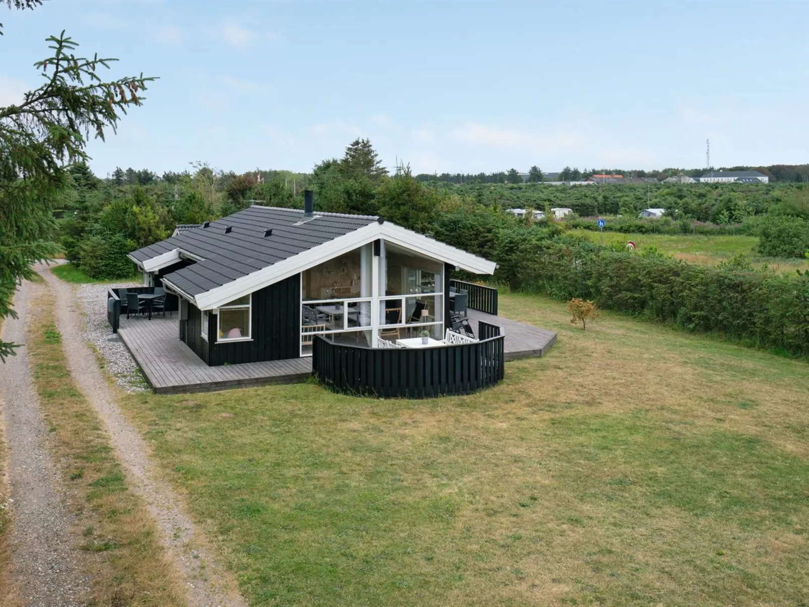 "Elvan" - 450m from the sea-Buiten