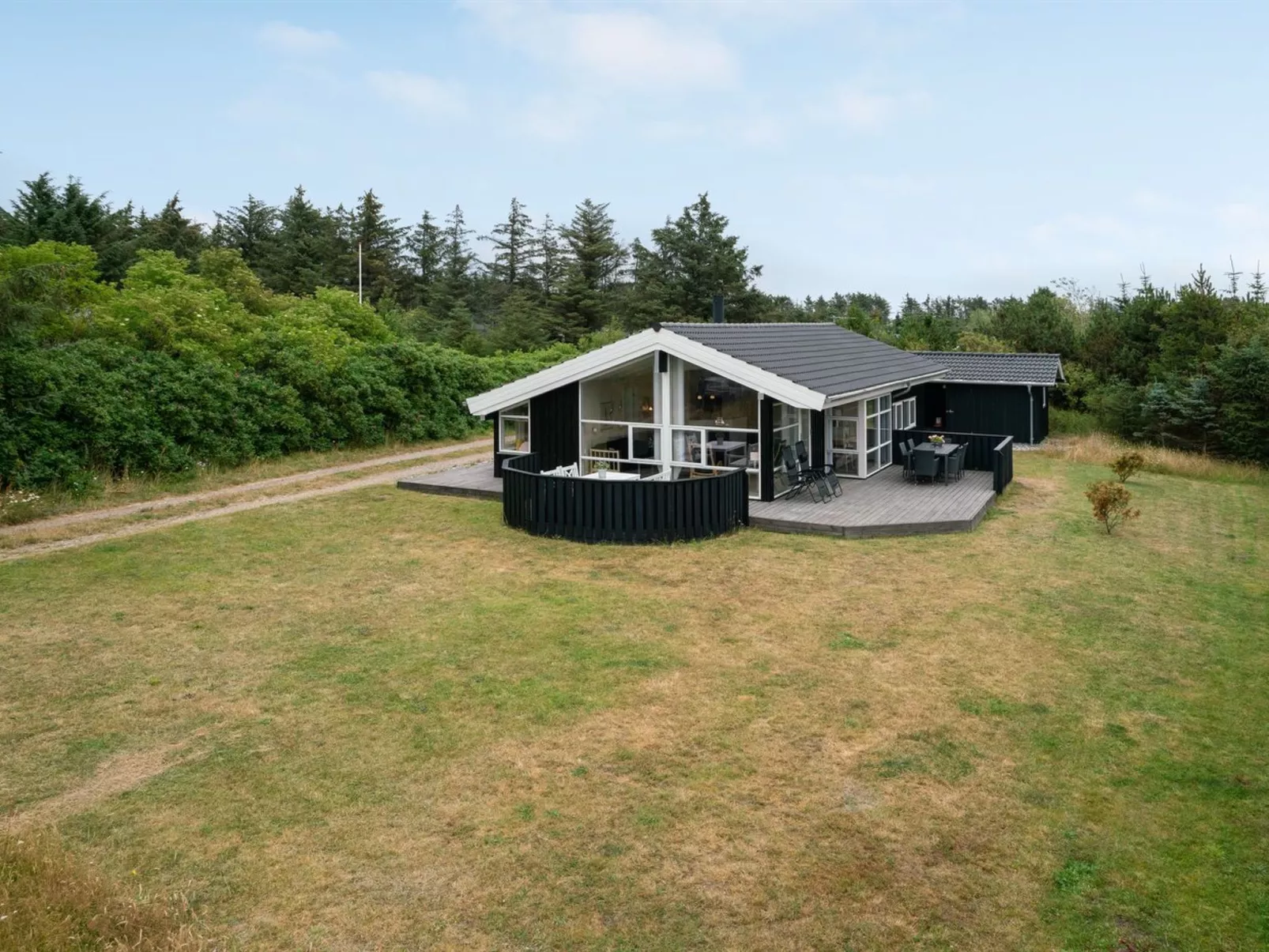 "Elvan" - 450m from the sea-Buiten
