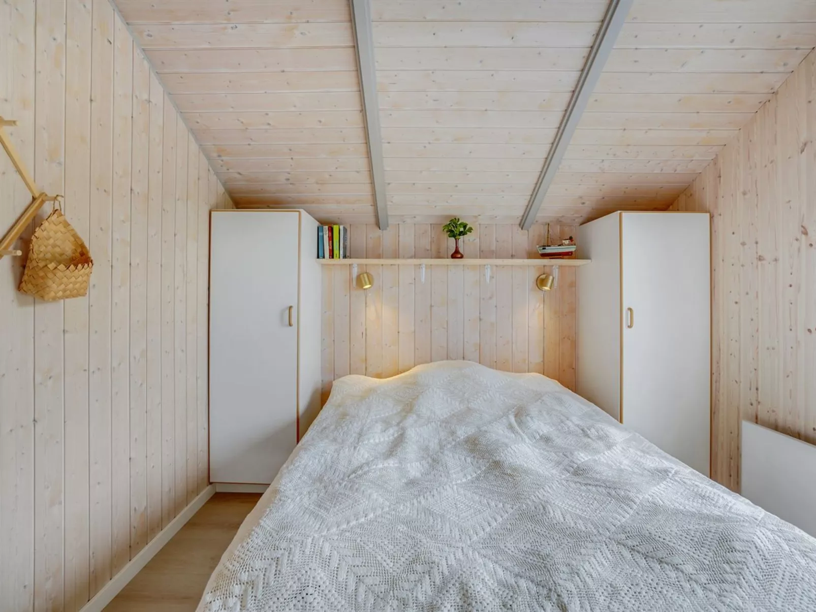 "Ely" - 300m from the sea-Buiten