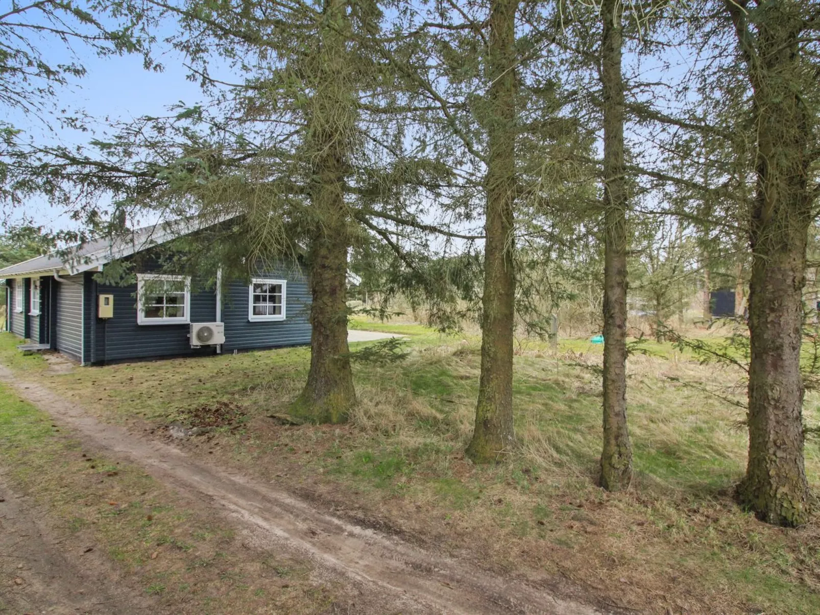 "Vaska" - 550m from the sea-Buiten