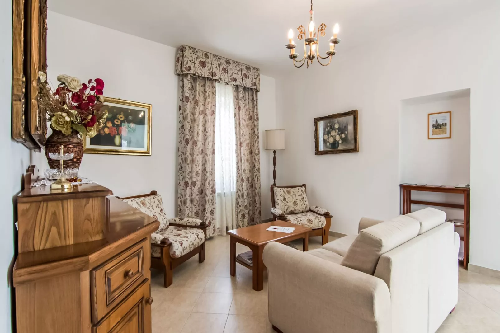 La Collina-Woonkamer