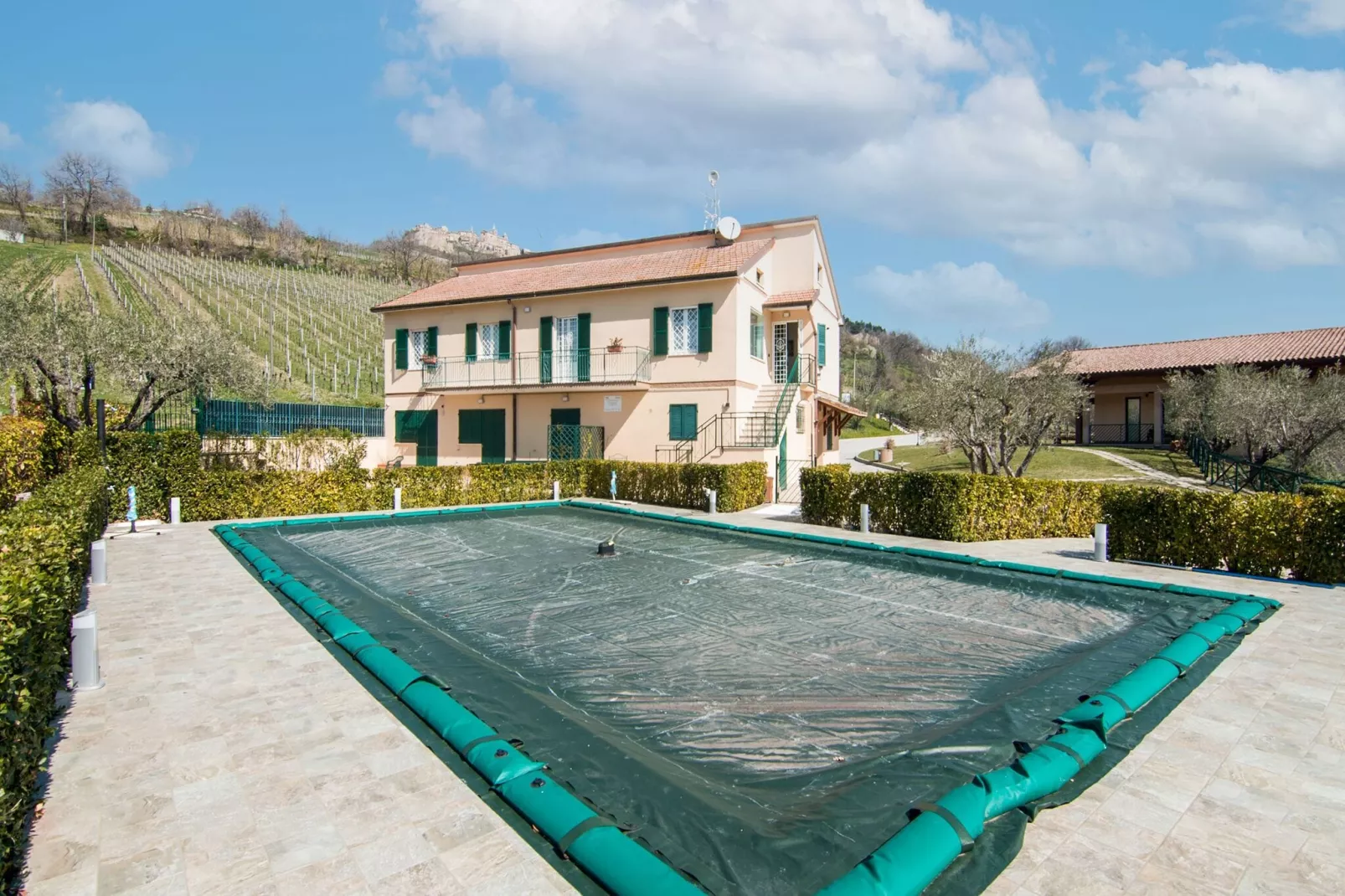 La Collina-Zwembad