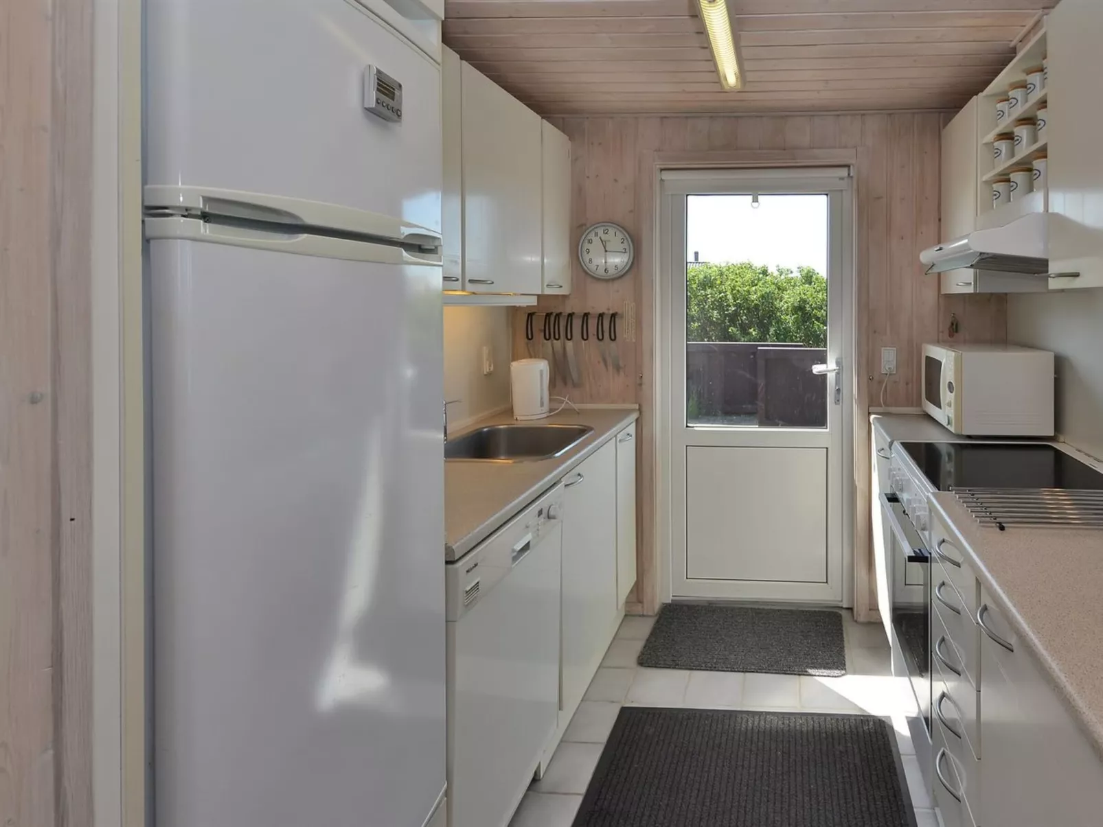 "Loryleimis" - 300m from the sea-Binnen