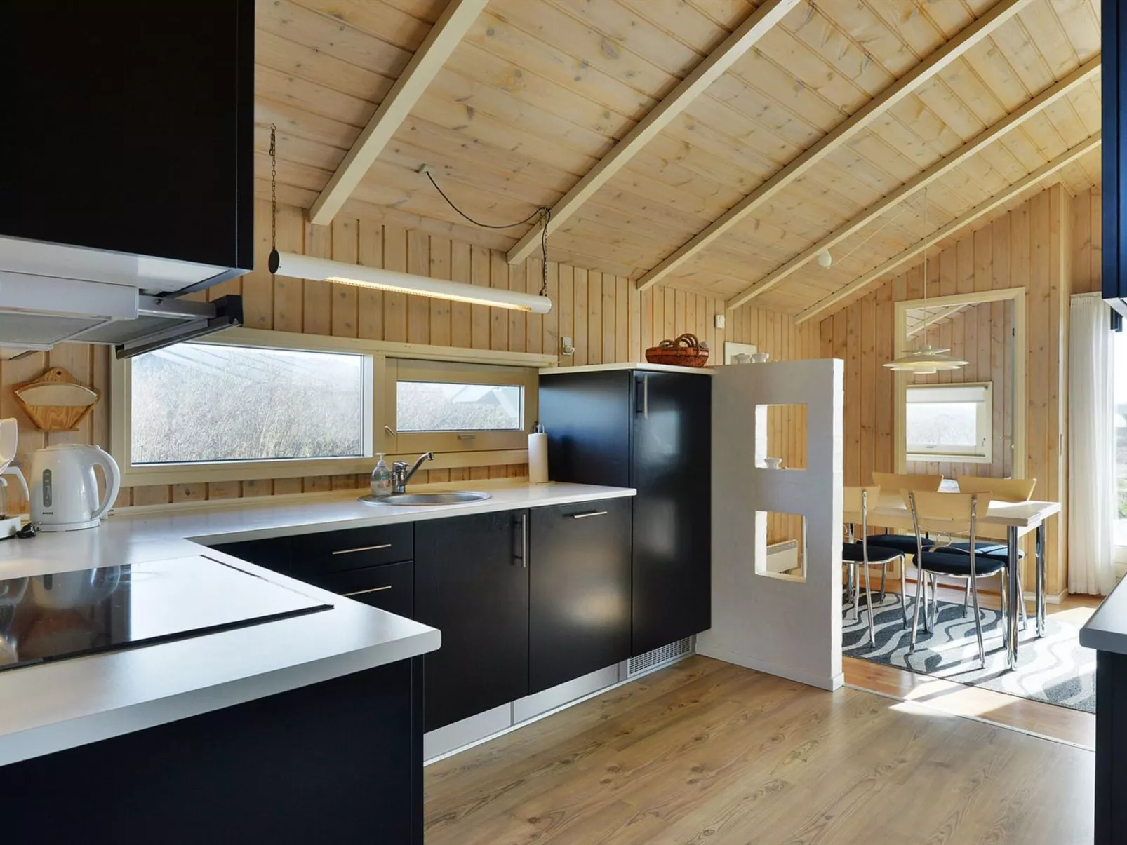 "Styrbiorn" - 100m from the sea-Binnen