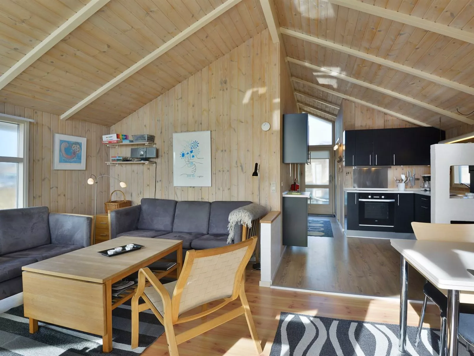 "Styrbiorn" - 100m from the sea-Binnen