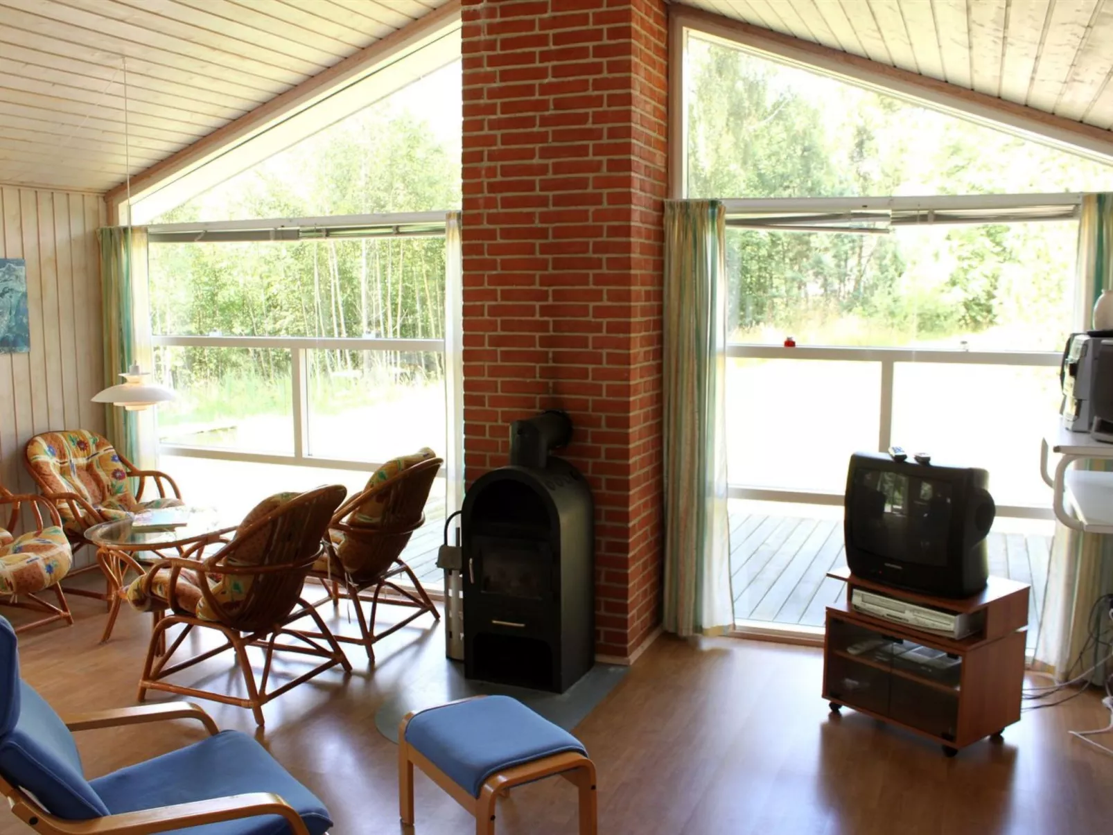 "Nicklas" - 2km from the sea-Binnen