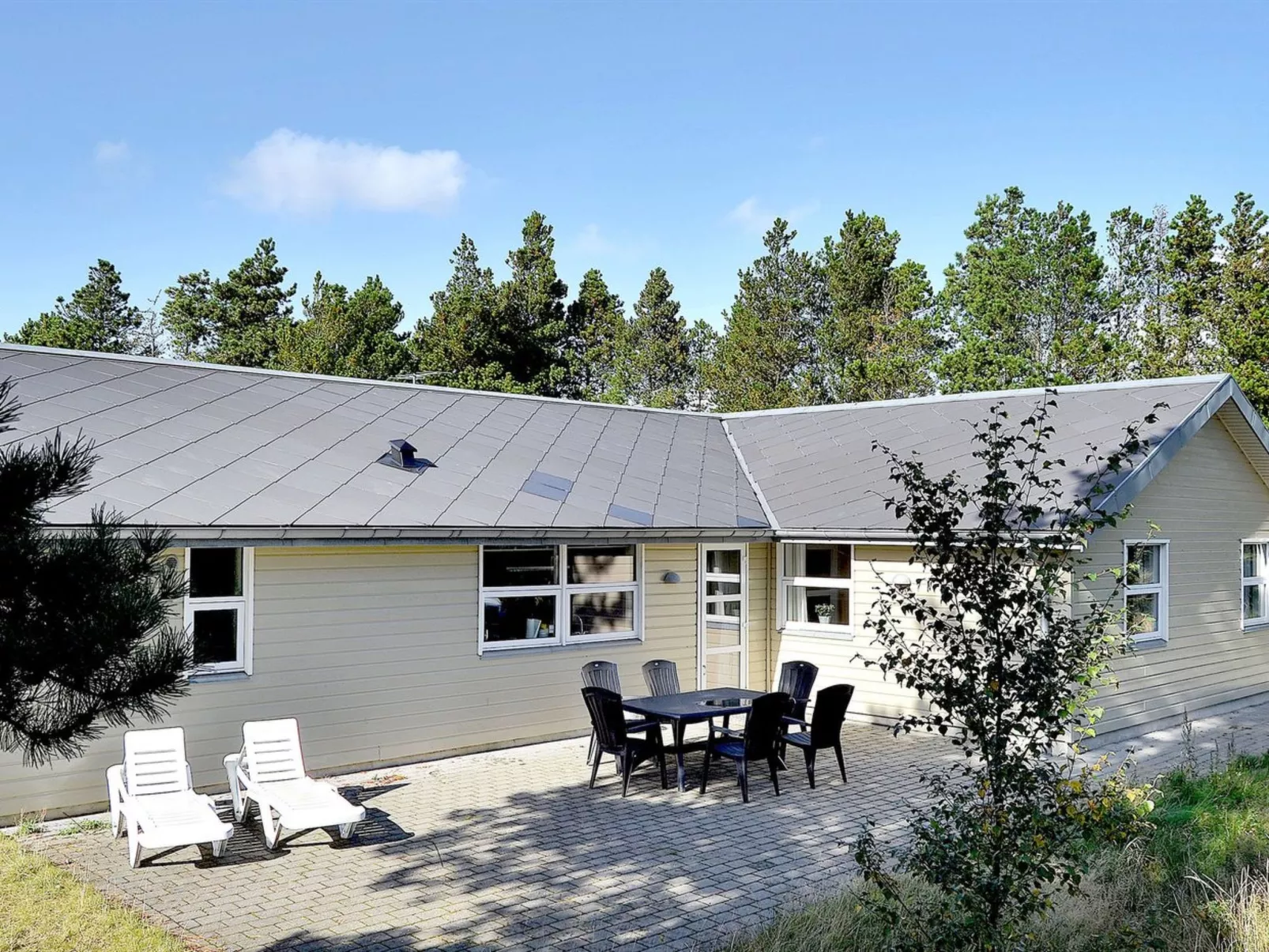 "Nael" - 1.6km from the sea-Buiten
