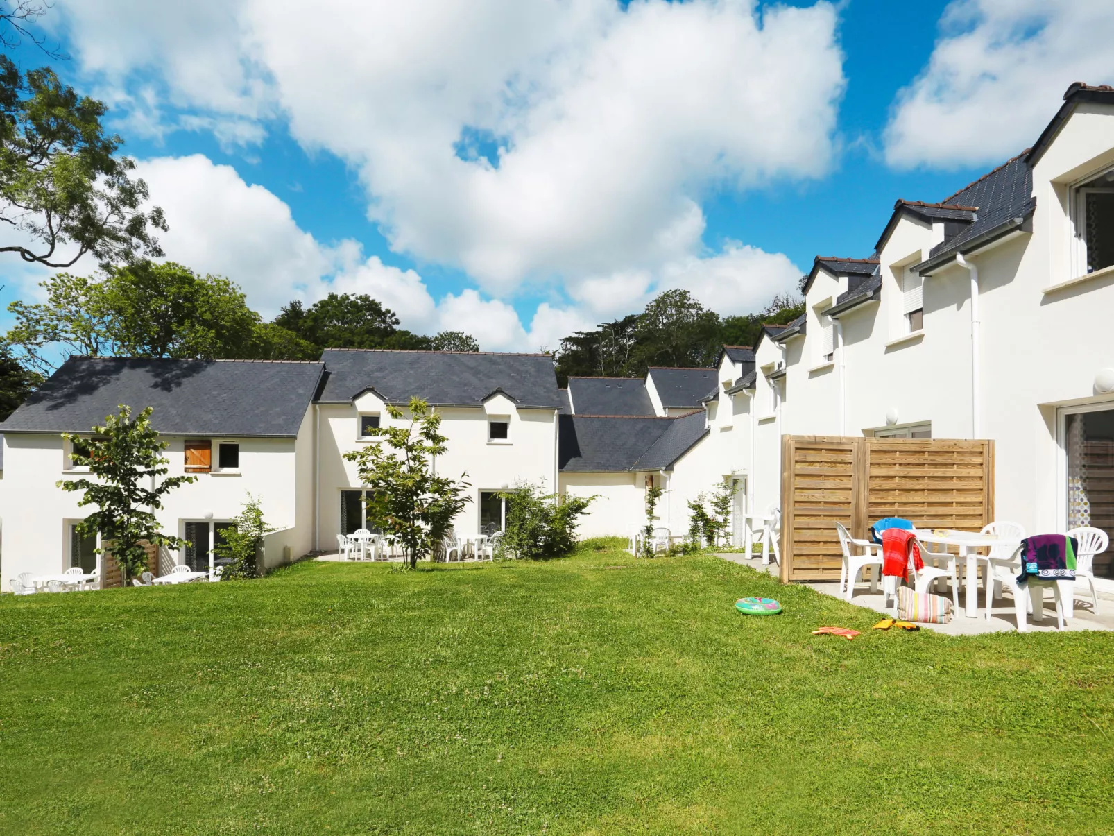 Domaine de la Baie-T4 duplex 8 pers.-Buiten