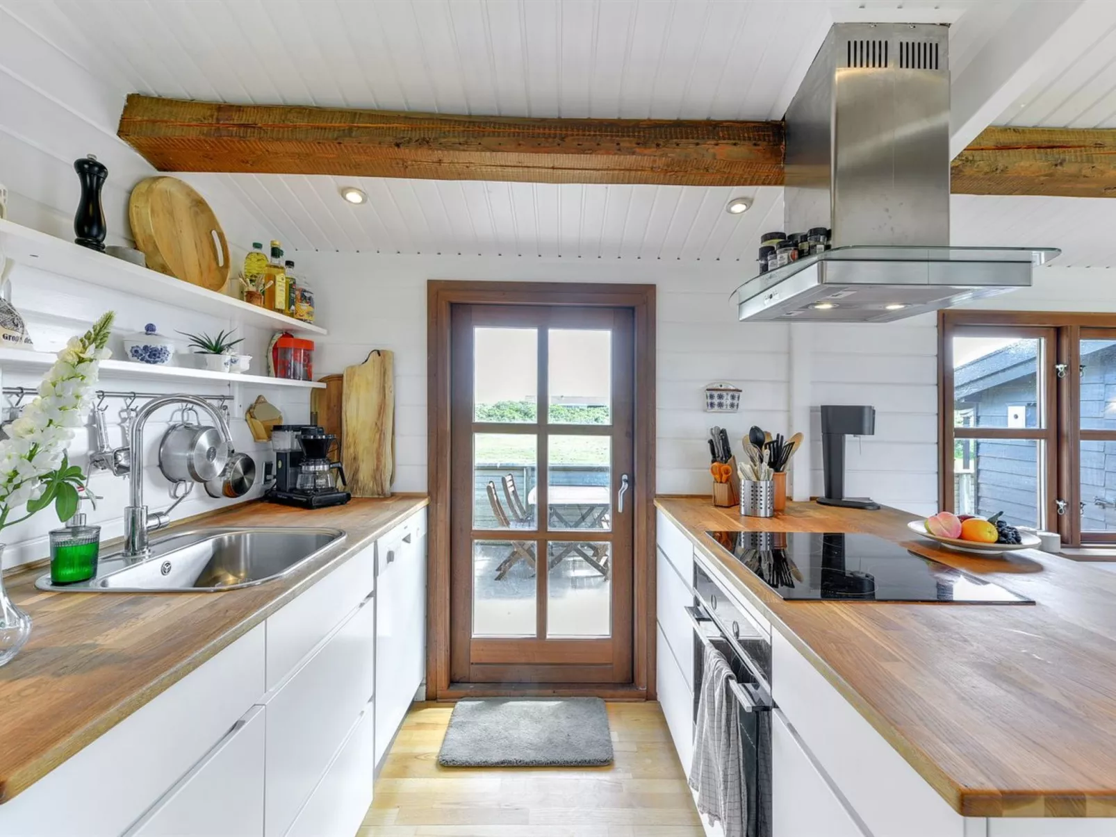 "Matina" - 100m from the sea-Binnen