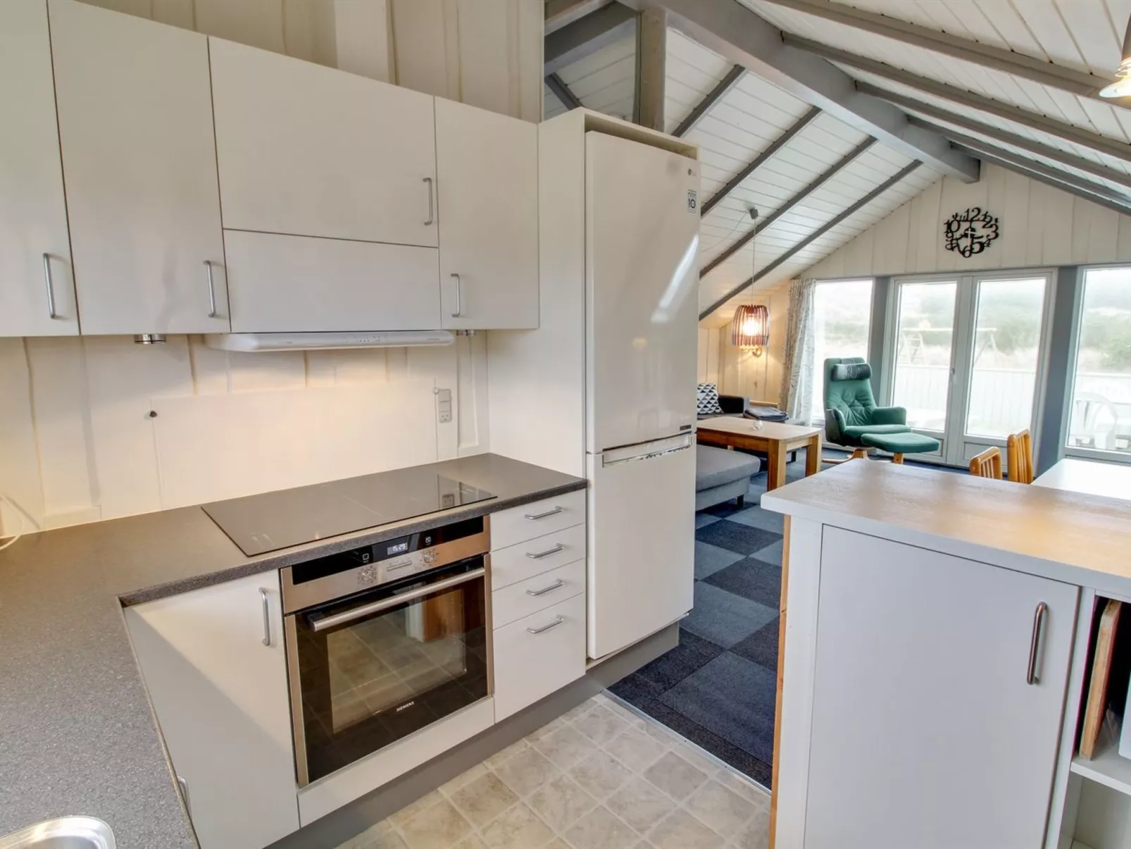 "Halda" - 300m from the sea-Binnen