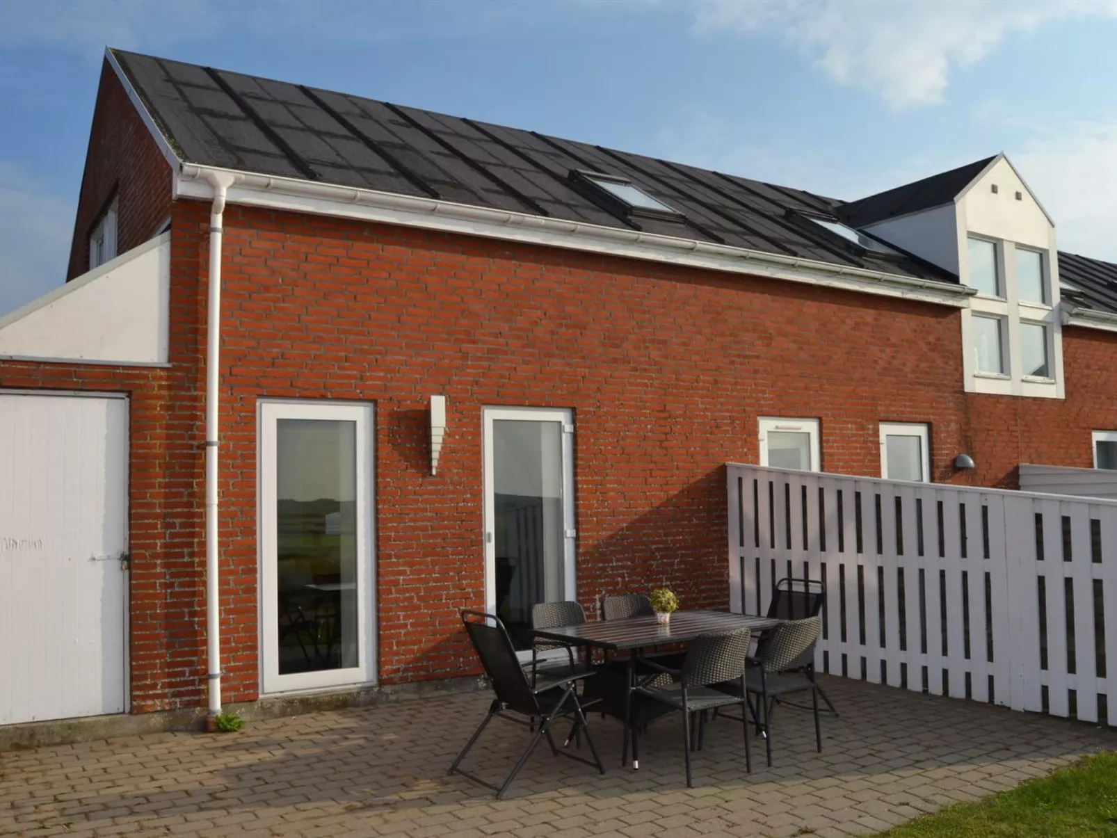 "Akim" - 2km from the sea-Buiten