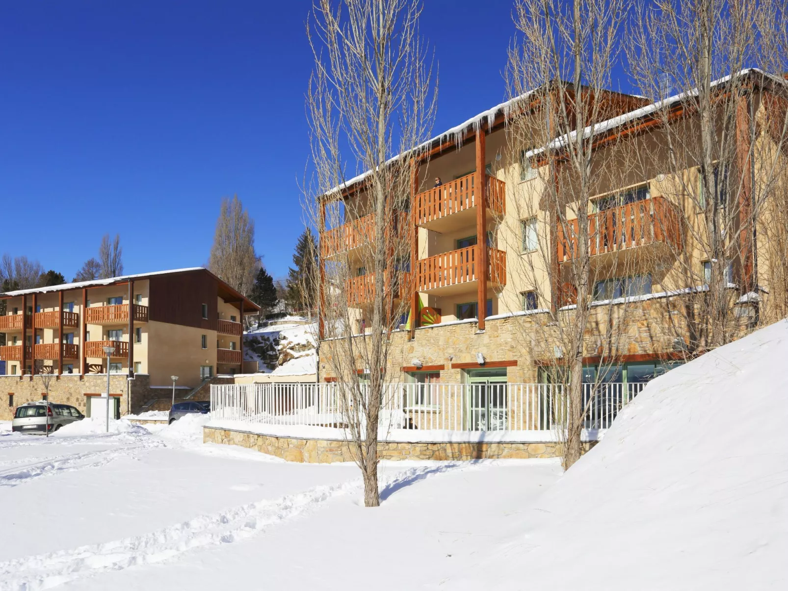 Les Chalets du Belvédère-Buiten