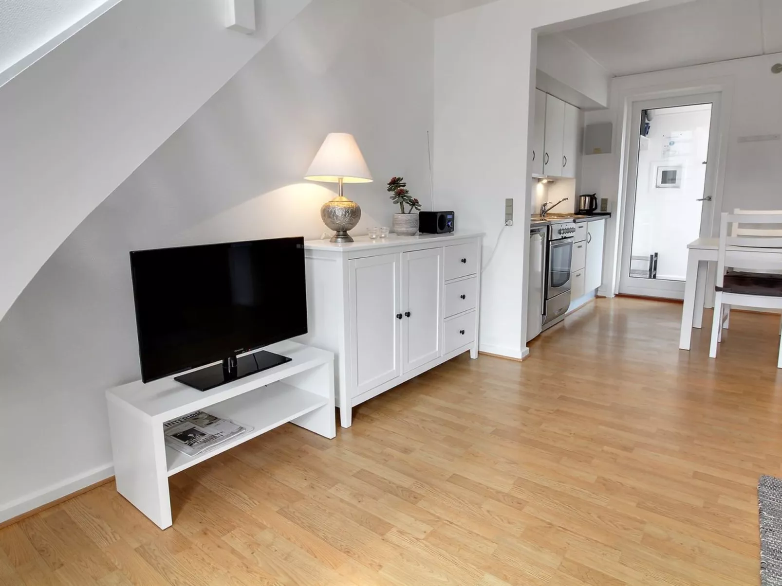 "Anelia" - 2.3km from the sea-Binnen