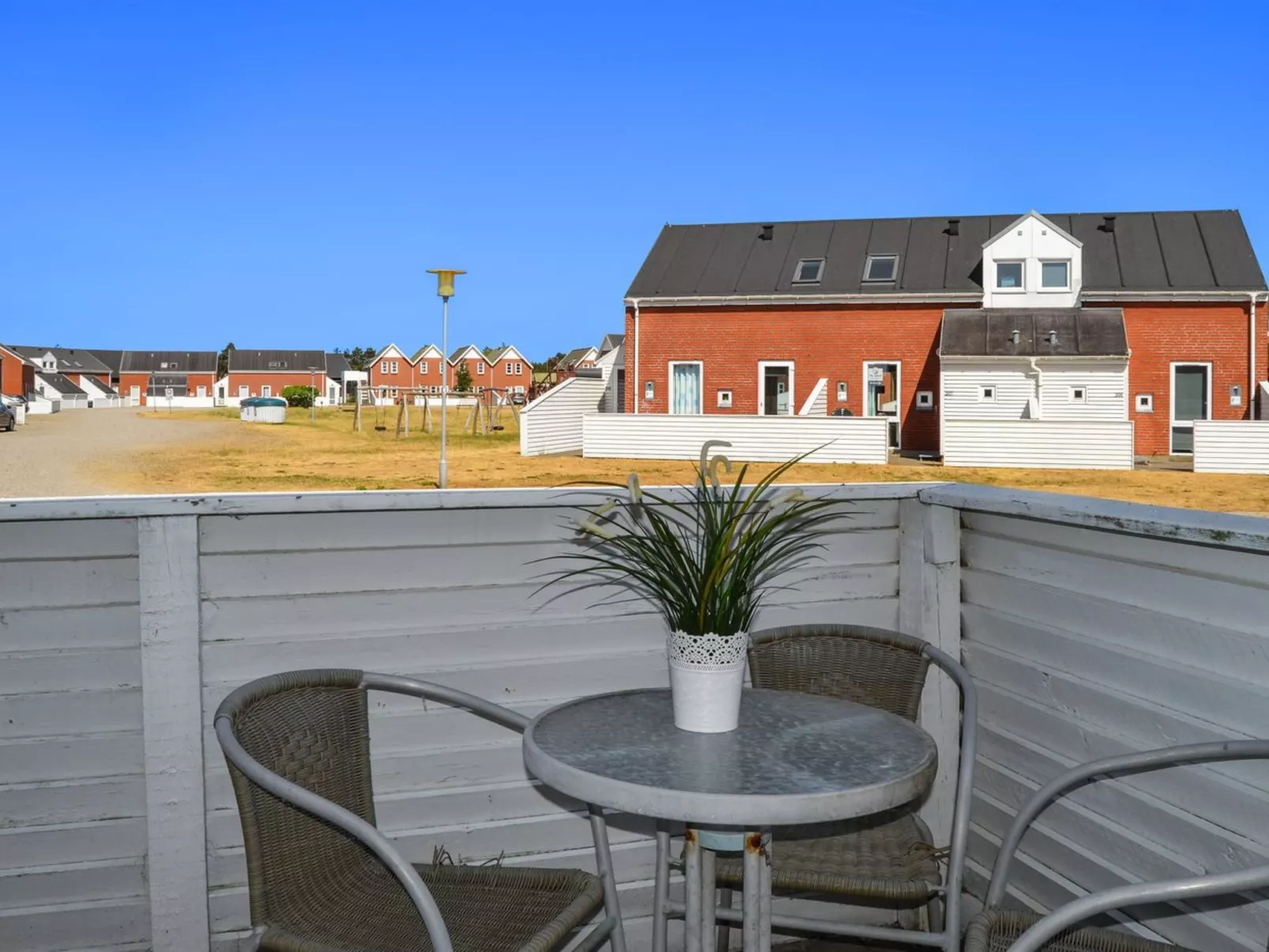 "Anelia" - 2.3km from the sea-Buiten
