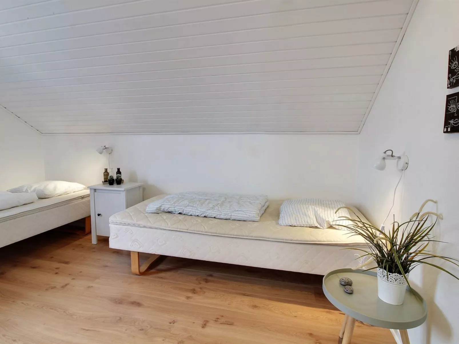 "Anelia" - 2.3km from the sea-Binnen