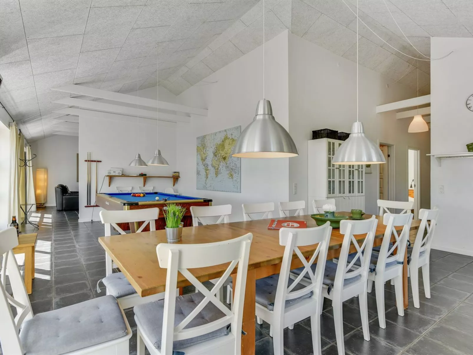 "Svanborg" - 3.7km from the sea-Binnen